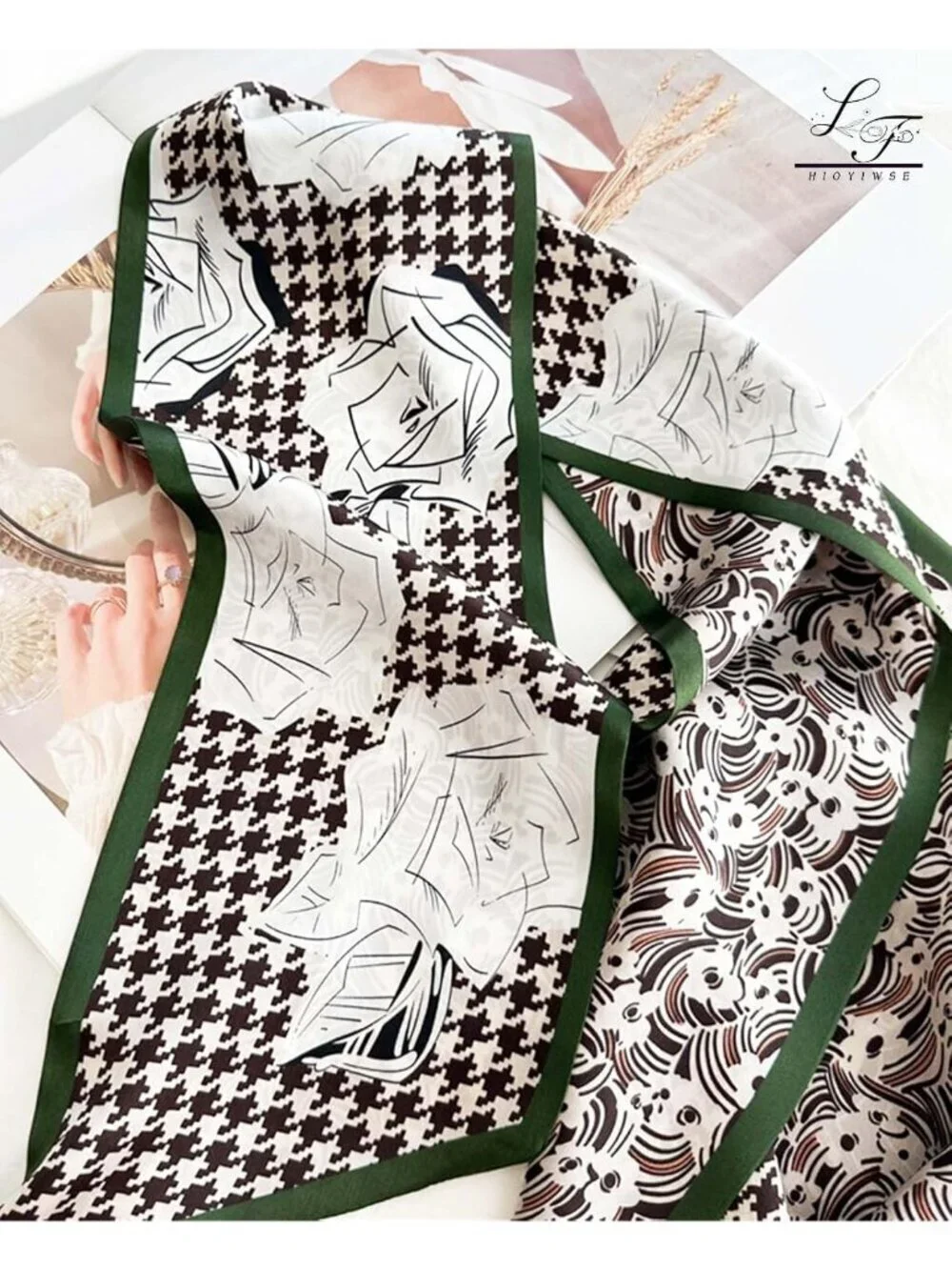 Womens Black Rose Printed Square Headscarf Bandanas Hair Scarf Neck Scarves